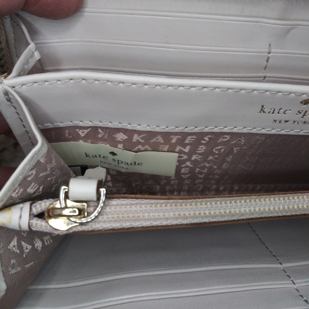 Kate Spade Cream Leather Three Dimensional Spade Patterned Zip Around Wallet - Picture 9 of 13